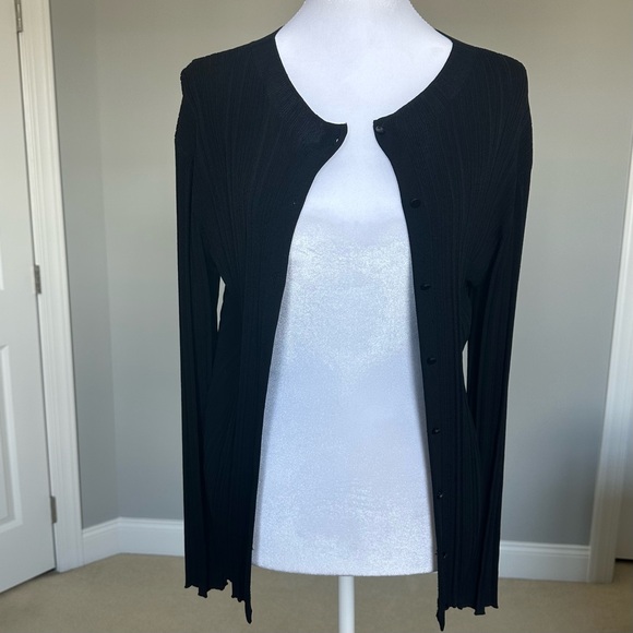 MM Lafleur Sweaters - MM Lafleur Black Ribbed Knit Cardigan Sweater. Size Medium